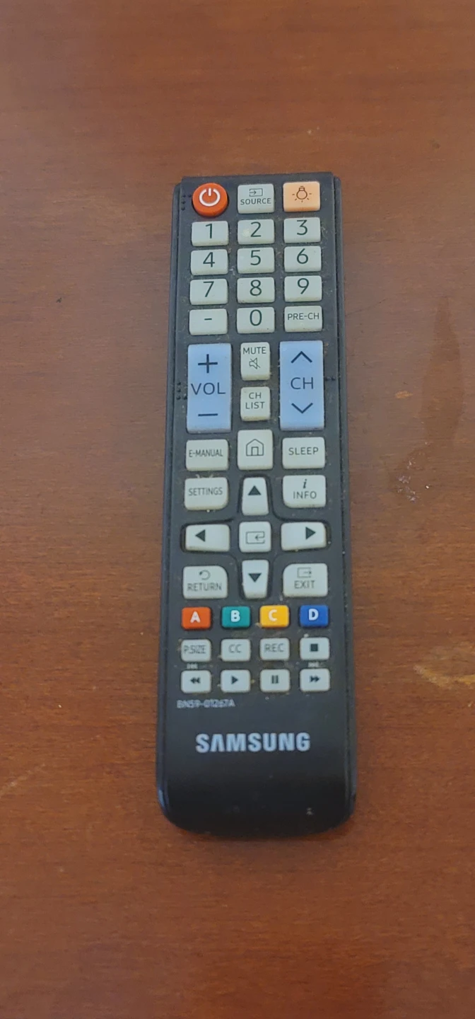 Samsung 22" HDTV Monitor - photo 2