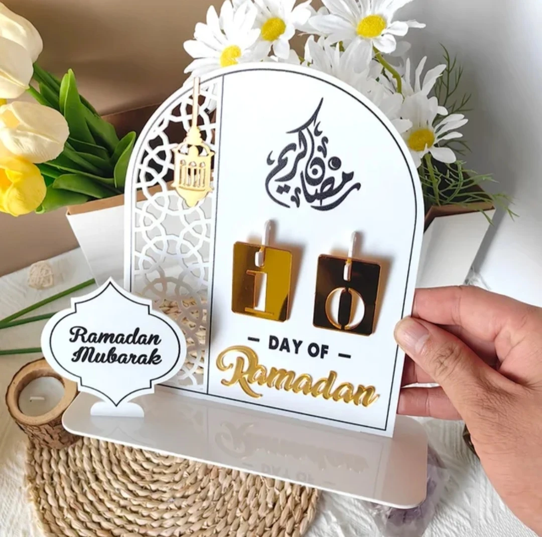 Ramadan Mubarak Countdown Calendar Decoration