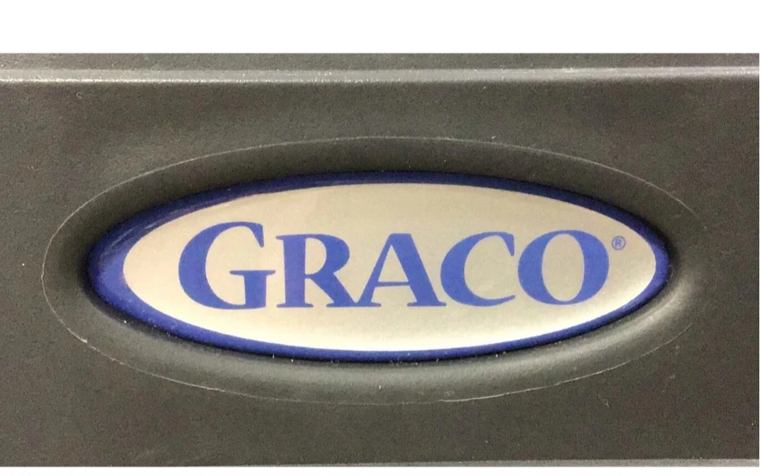 Graco Booster Seat - photo 2