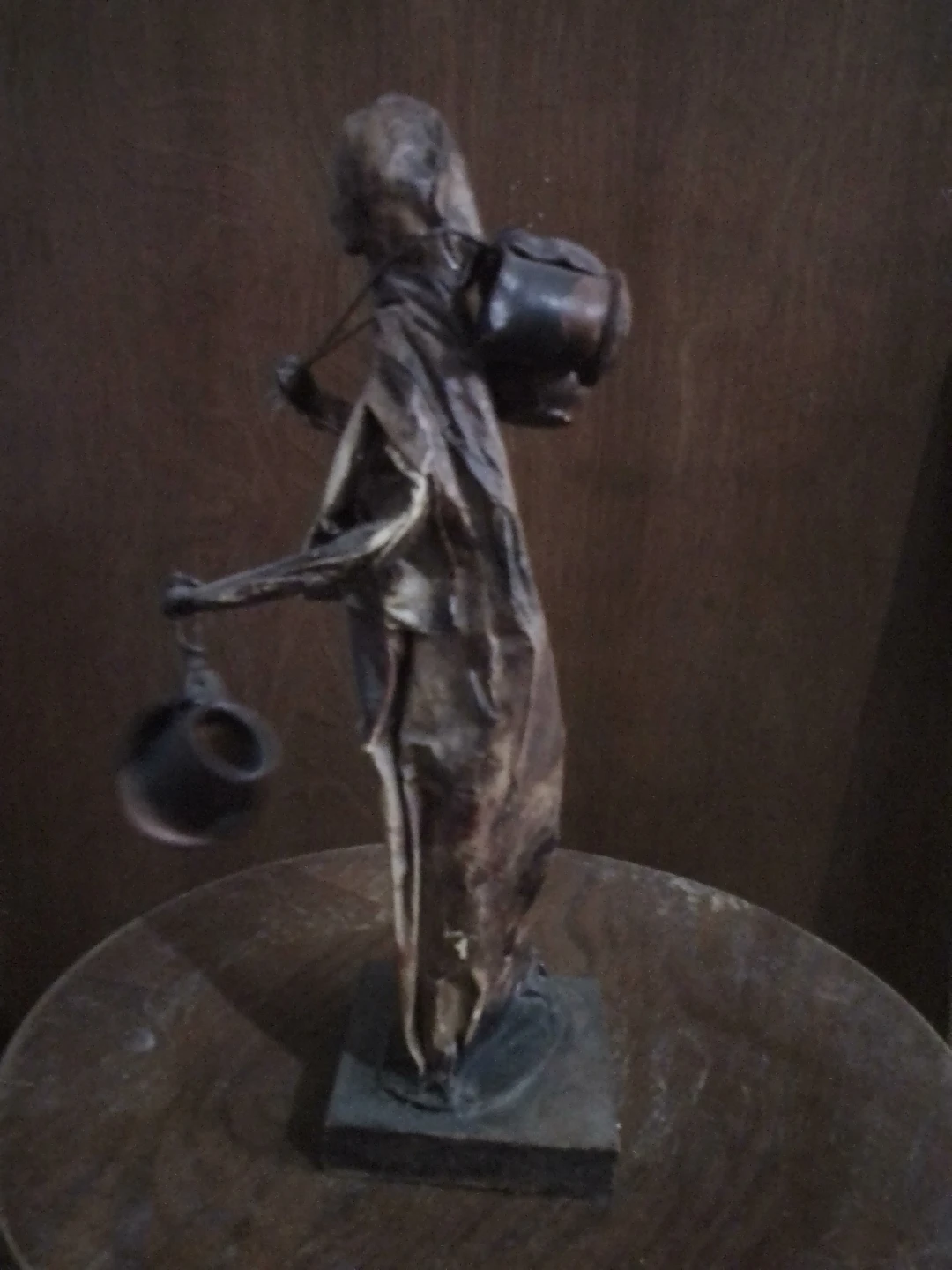 Vintage Paper Mache Figurine - Woman with Pots - photo 4