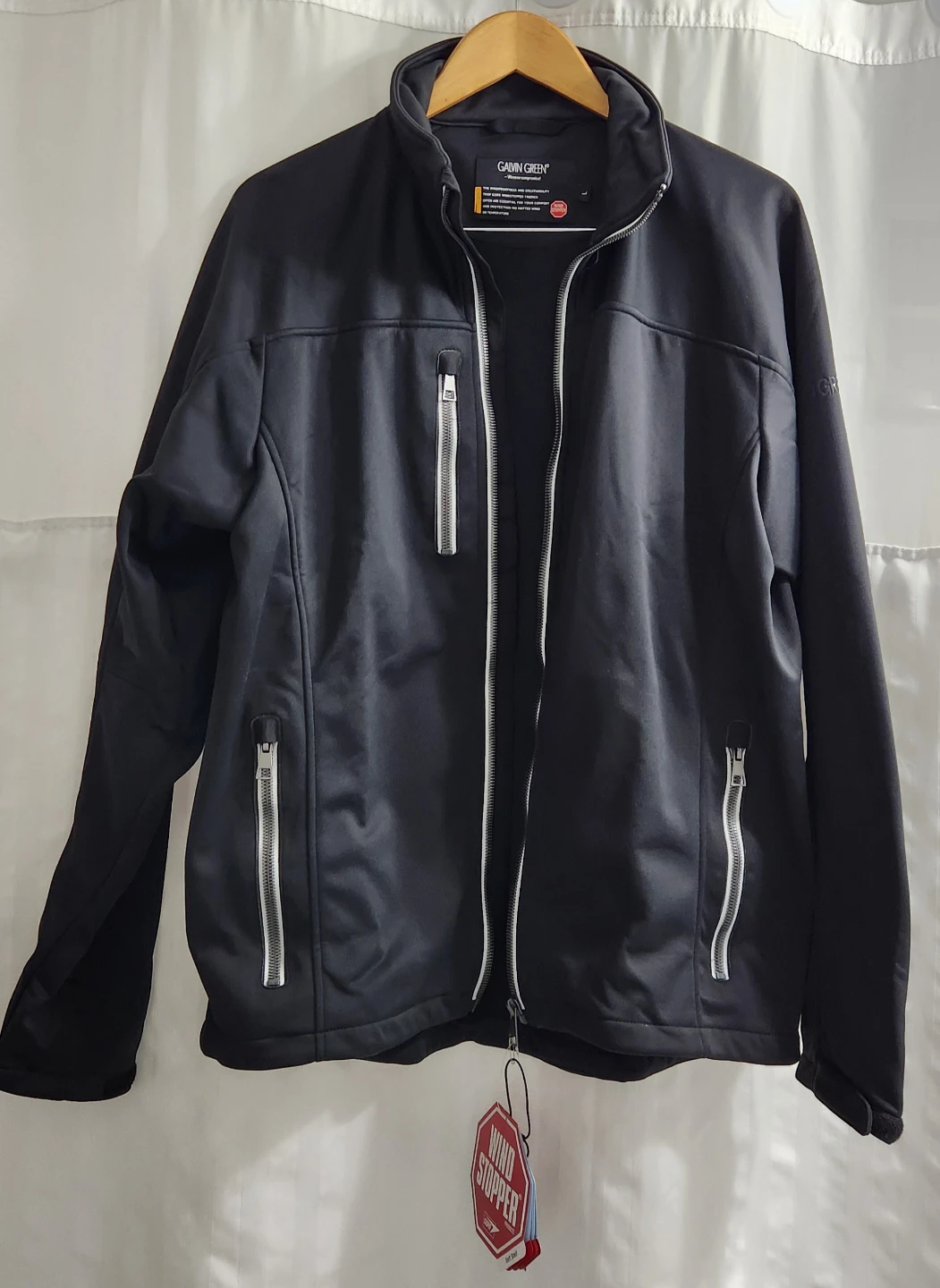 NWT  GALVIN GREEN  large Gore-tex smoke & pet free home