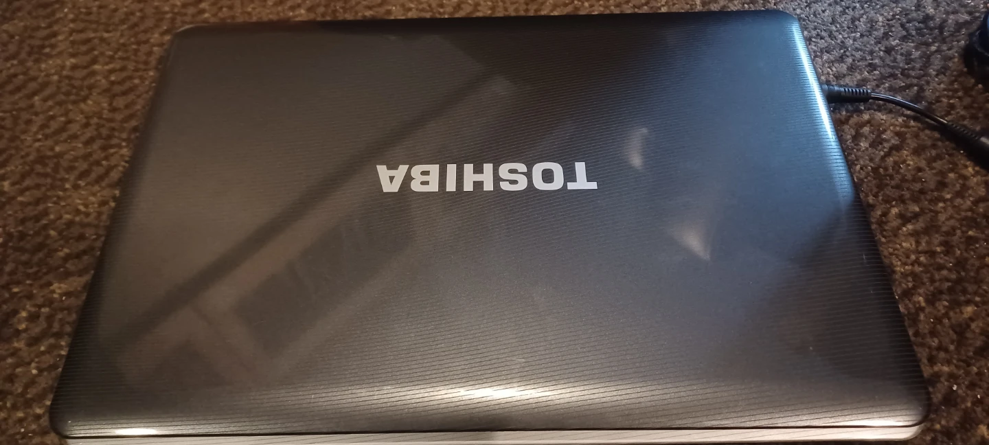 Toshiba laptop - photo 4
