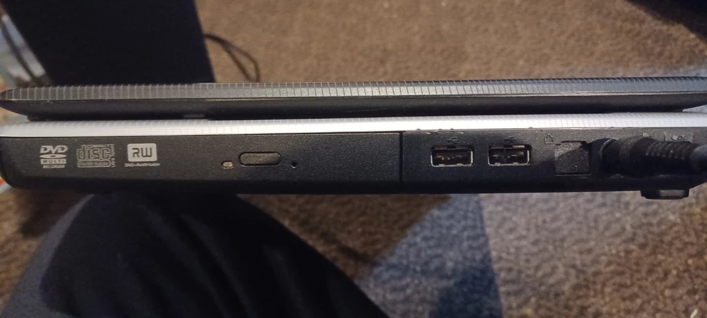 Toshiba laptop - photo 5