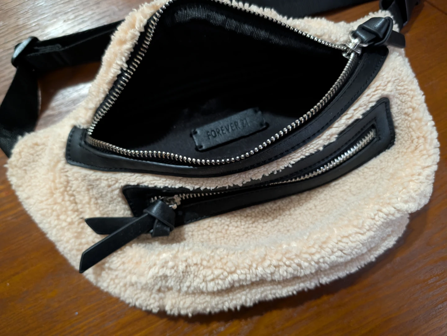 Forever 21 Sherpa winter Belt Bag🏆