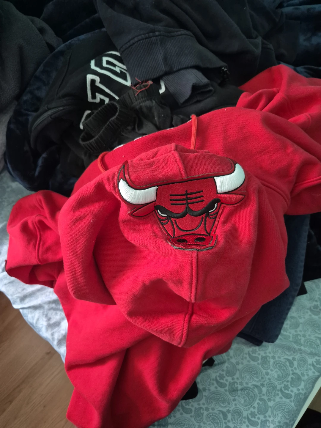 Chicago Bulls Red Hoodie 2xl - photo 2
