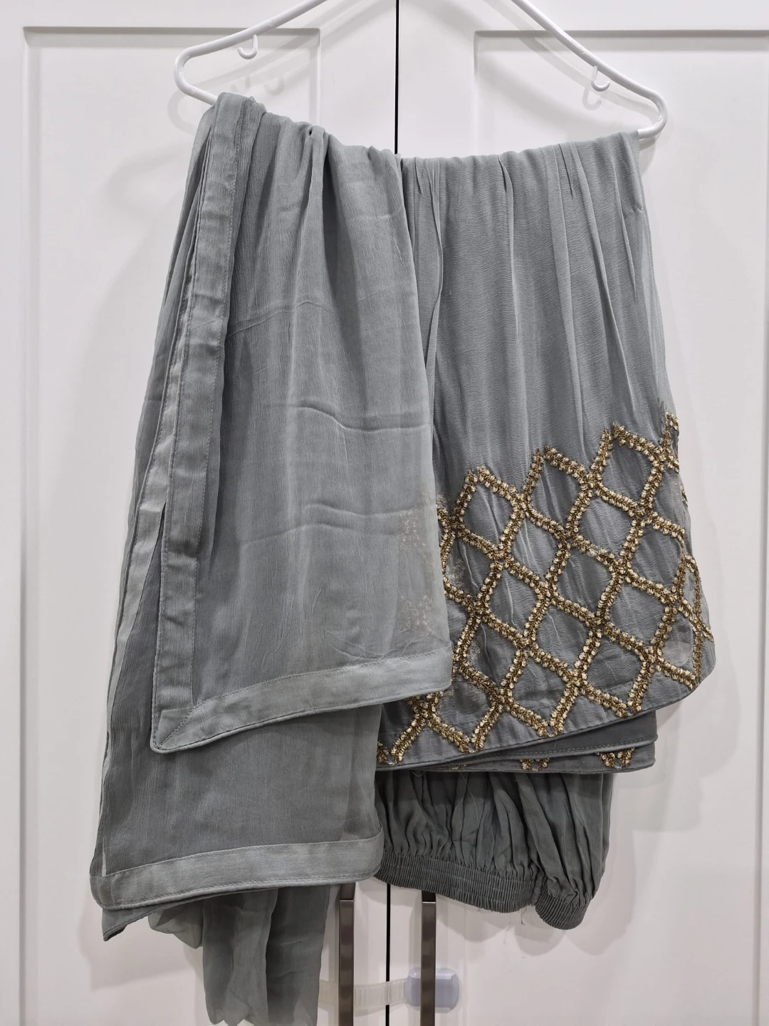 Grey Embroidered Kurti and Gharara Set - photo 2