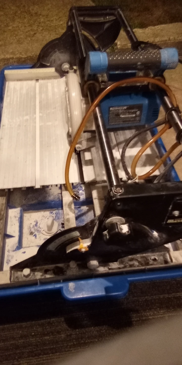 Mastercraft Wet Tile Saw