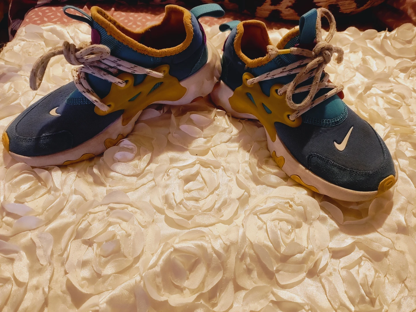 🏆 Kids Nike Presto React Shoes Size 1y used - photo 2