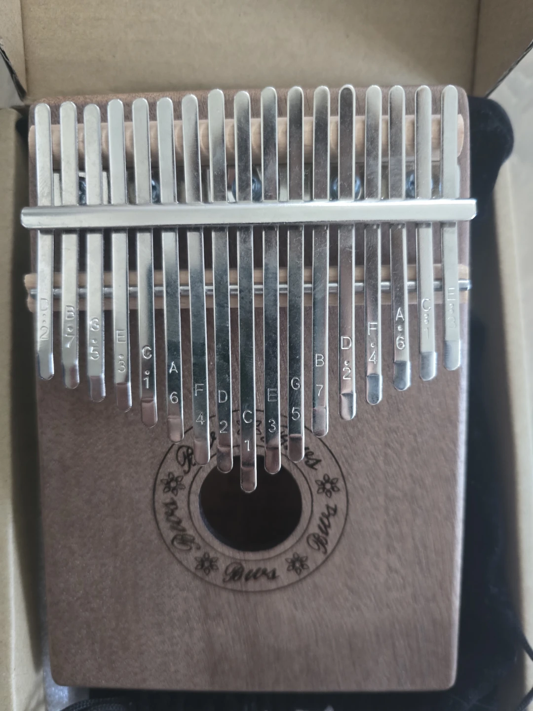 Kalimba 17-Key Thumb Piano - photo 3