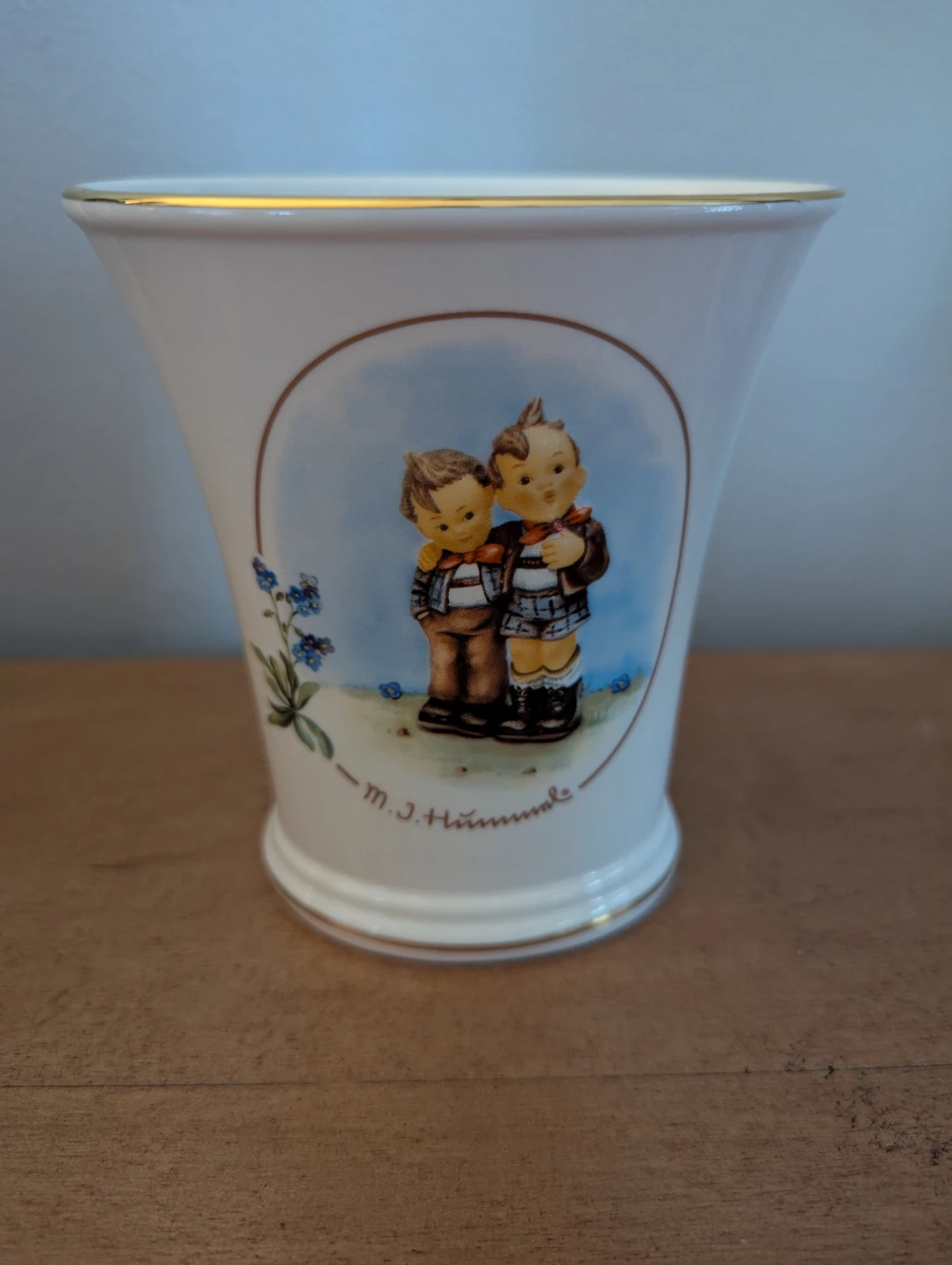 M.J. Hummel Vase 4.75" H