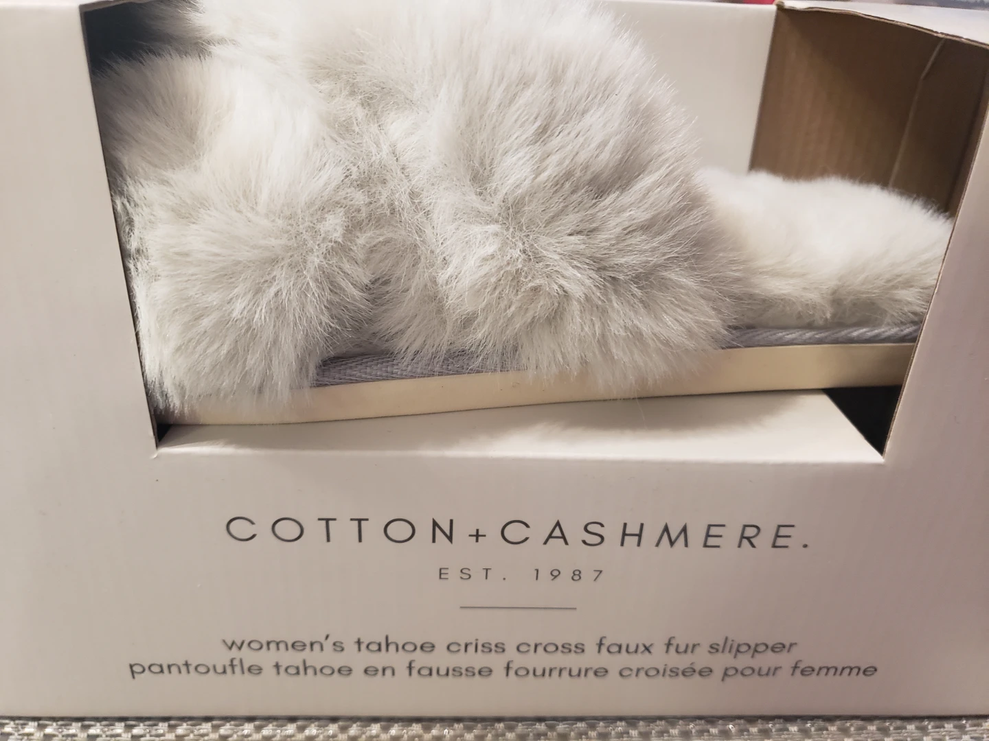 Cotton + Cashmere Women's Tahoe Faux Fur Slipper - LG/9-10
