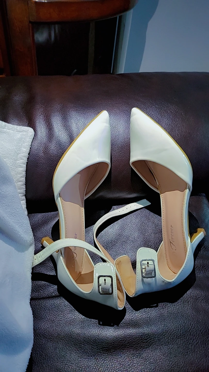 Forever 21 White Heels Size 10 - photo 3