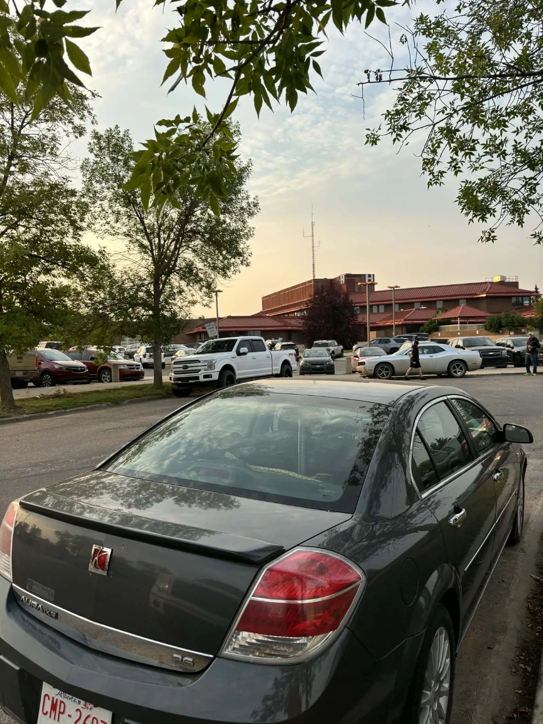 Saturn Aura XE Sedan - photo 2