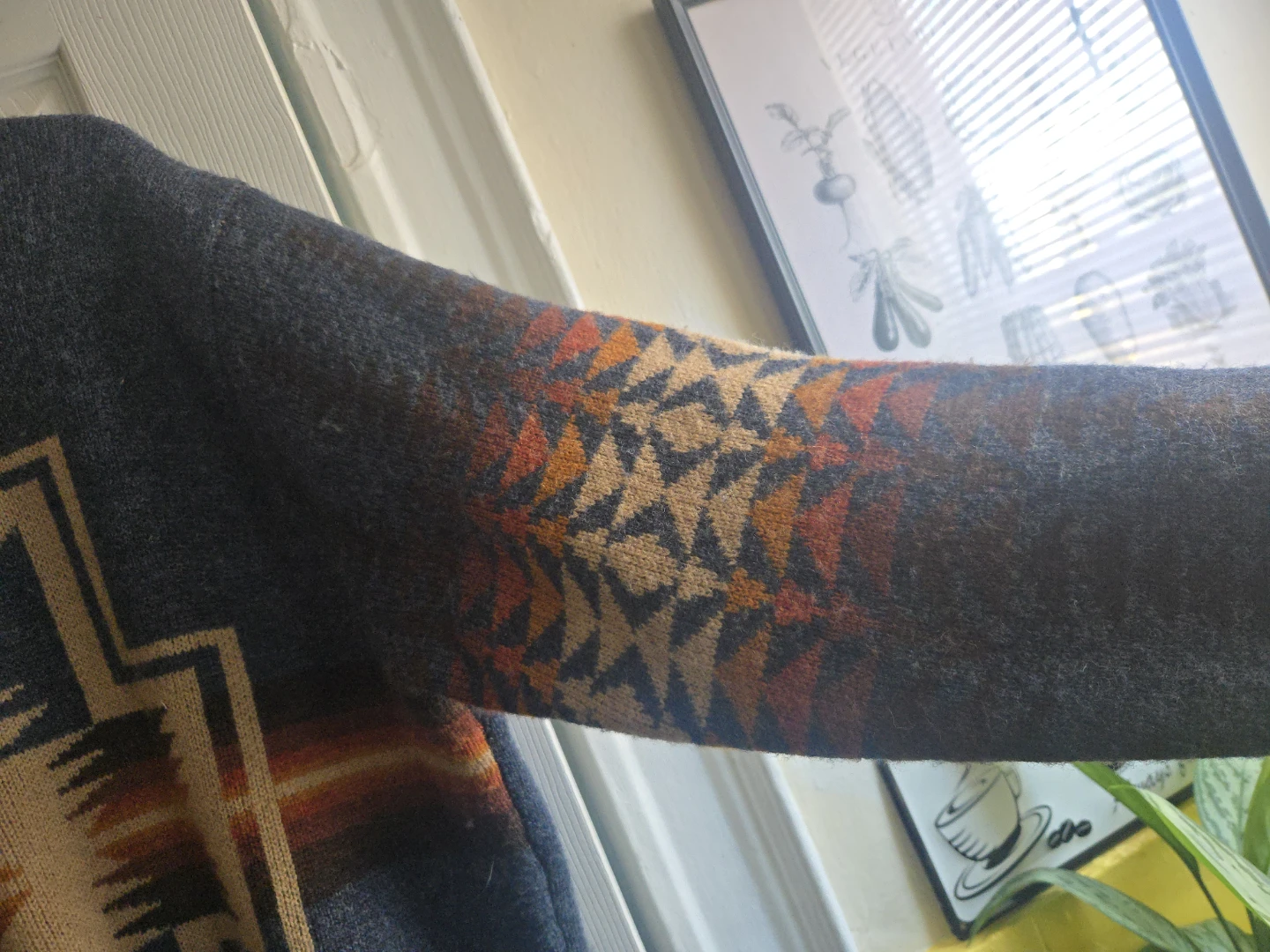 Pendleton Woolen Mills Men's Graphic Knit Sweater - photo 2