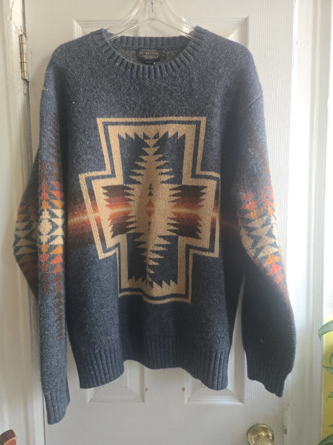 Pendleton Woolen Mills Men's Graphic Knit Sweater - photo 4