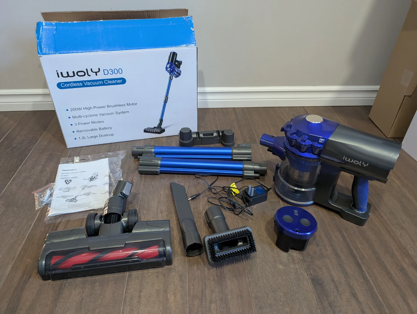 New Cordless Handheld Vacuum For Sale - photo 3