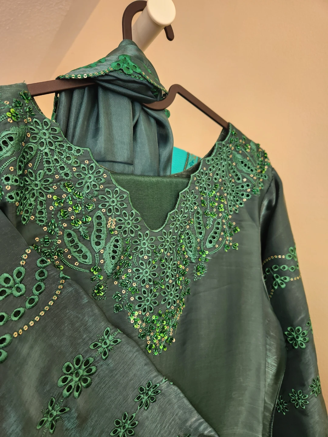 Luxurious sheesha silk suit