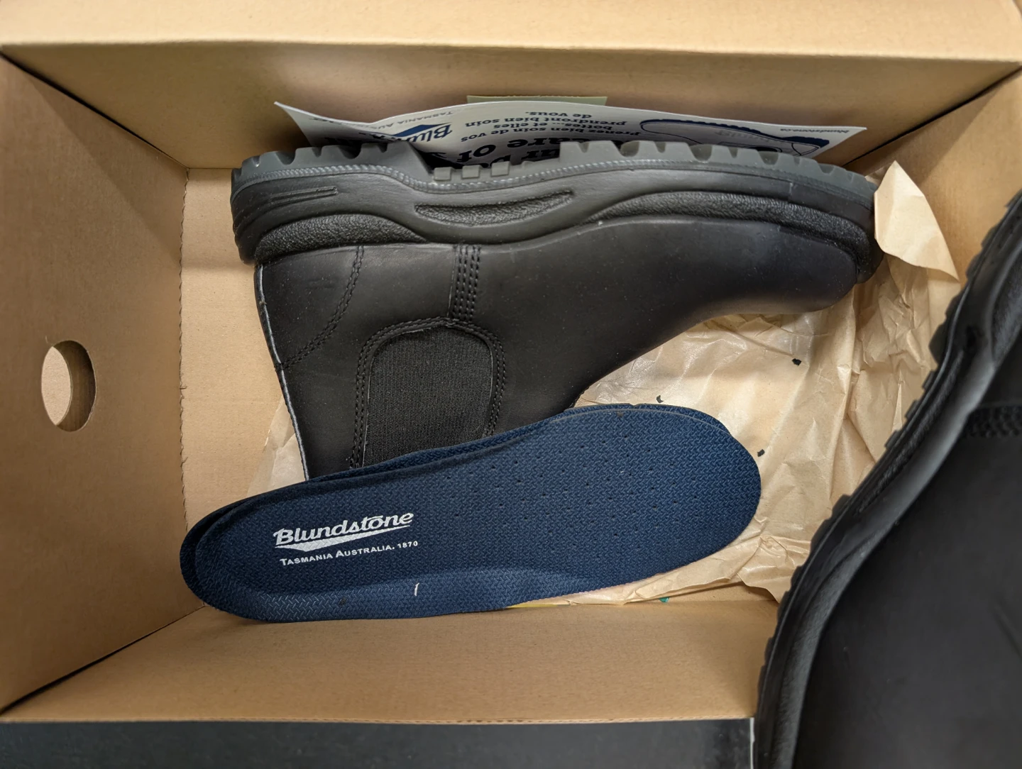 Blundstone Black Leather Chelsea Boots CSA Approved