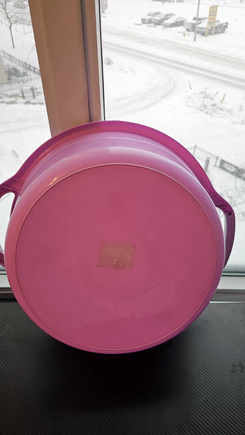 Pink Plastic Wash Basin - photo 2