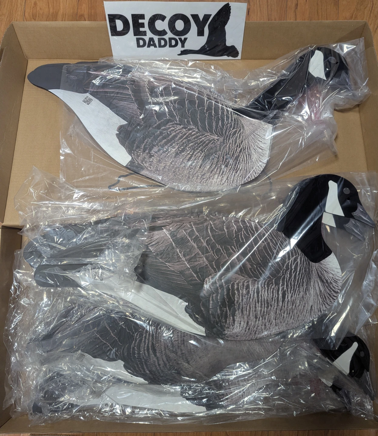 Decoy Daddy Canada Goose Decoys (Flocked Head) - 13 decoys