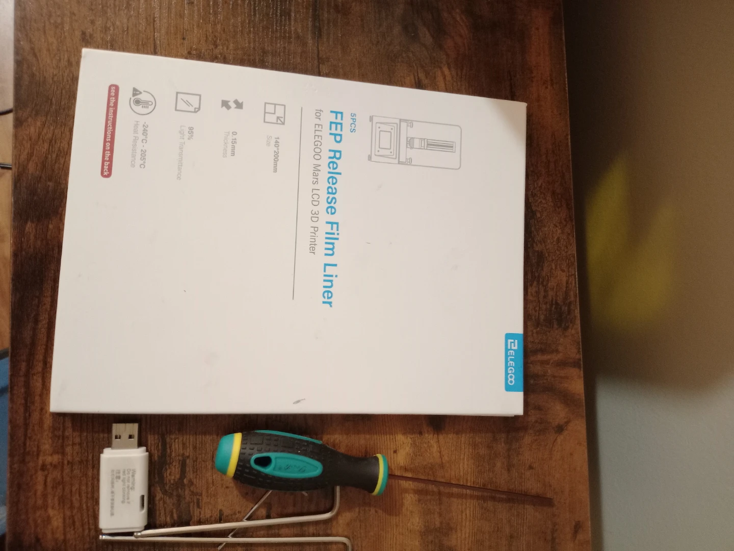 Anycubic Photon 3D Printer with 2L Resin and Release Film - photo 4