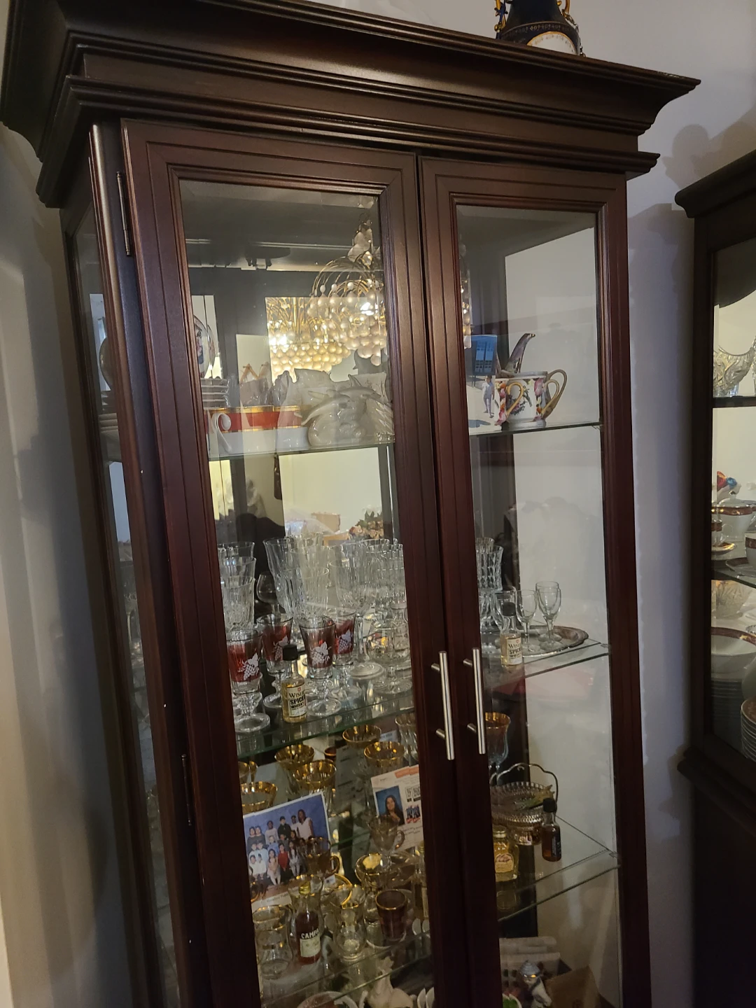 Dark Wood Glass Display Cabinet < heavy duty > - photo 4