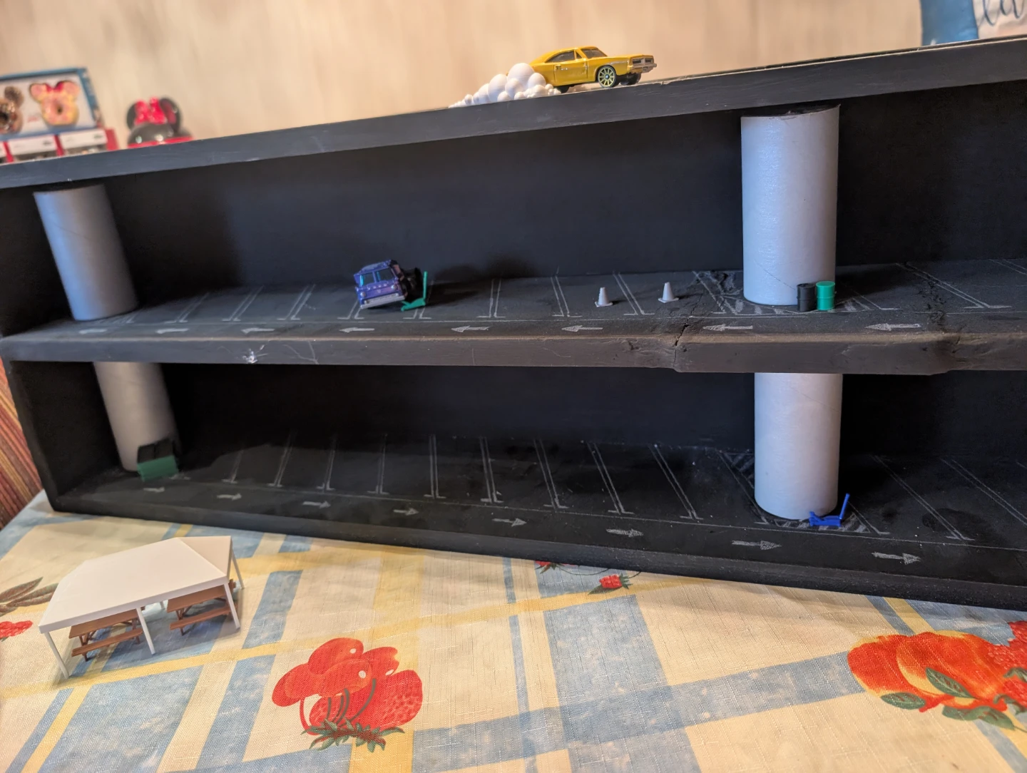 Toy Parking Garage with Miniature Cars and Picnic Set - photo 3