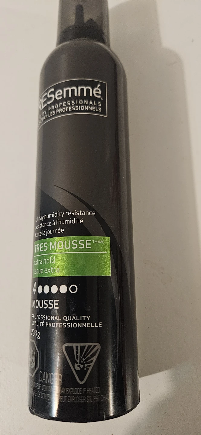 TRESemmé Extra Firm Control Mousse 400ml - photo 2