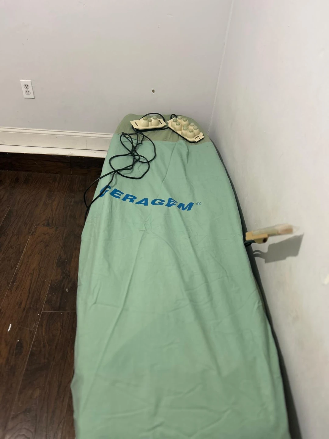 Ceragem Massage Bed - photo 4
