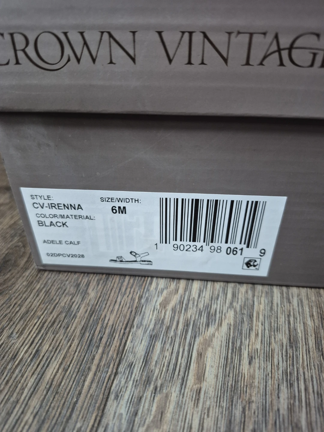 New Crown Vintage Irenna Black Leather Sandals Size 6M - photo 4