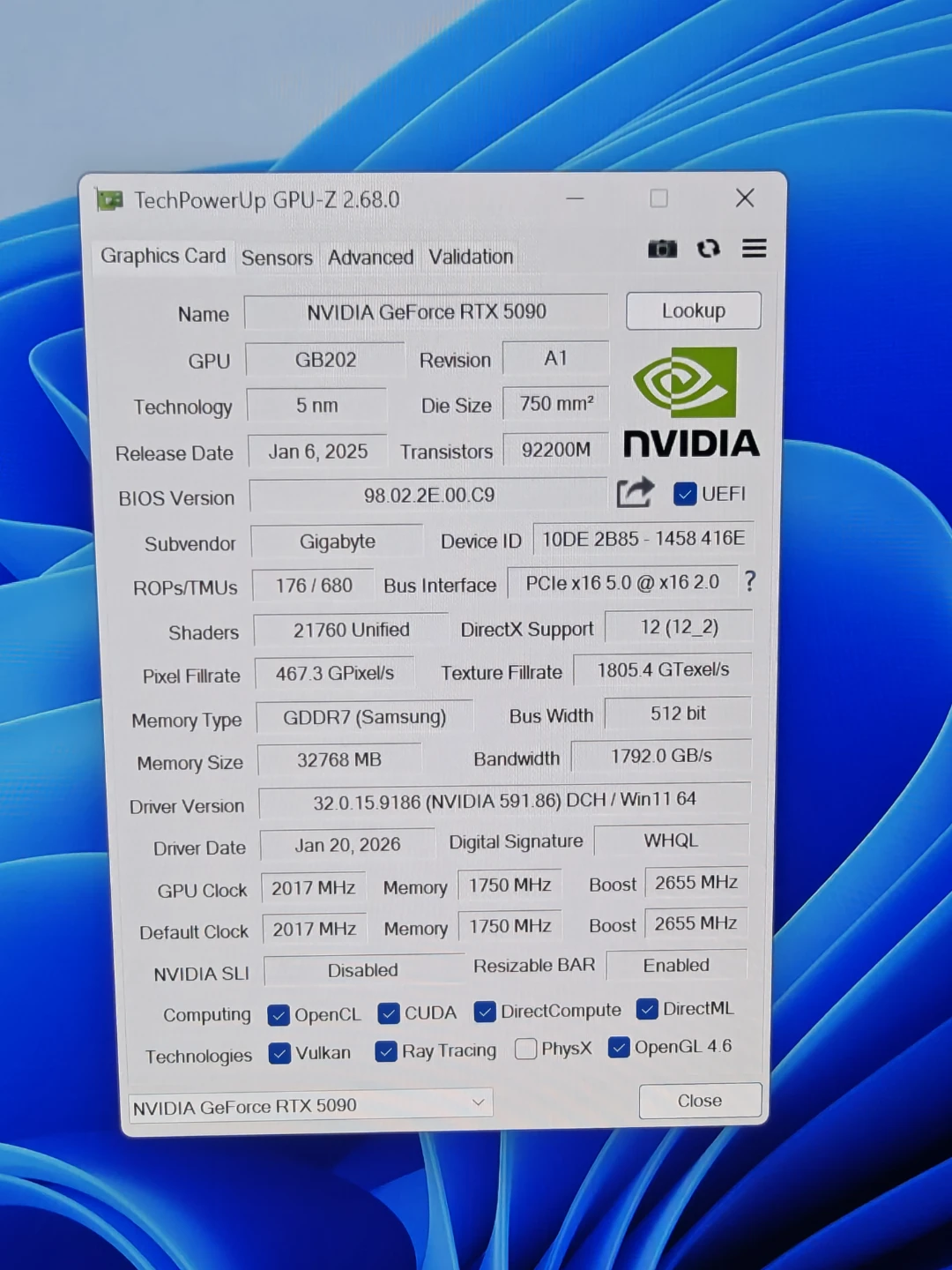 RTX 5090 MASTER Gigabyte AORUS GeForce - photo 5