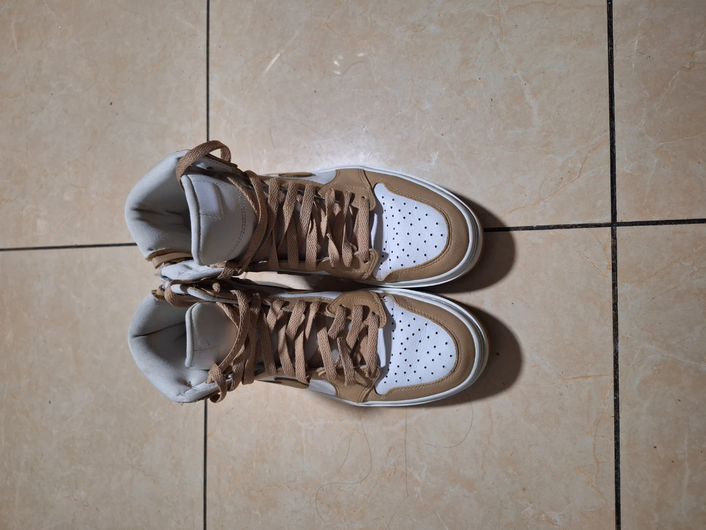 Nike Air Jordan 1 Mid SE Light Tan White Sneakers