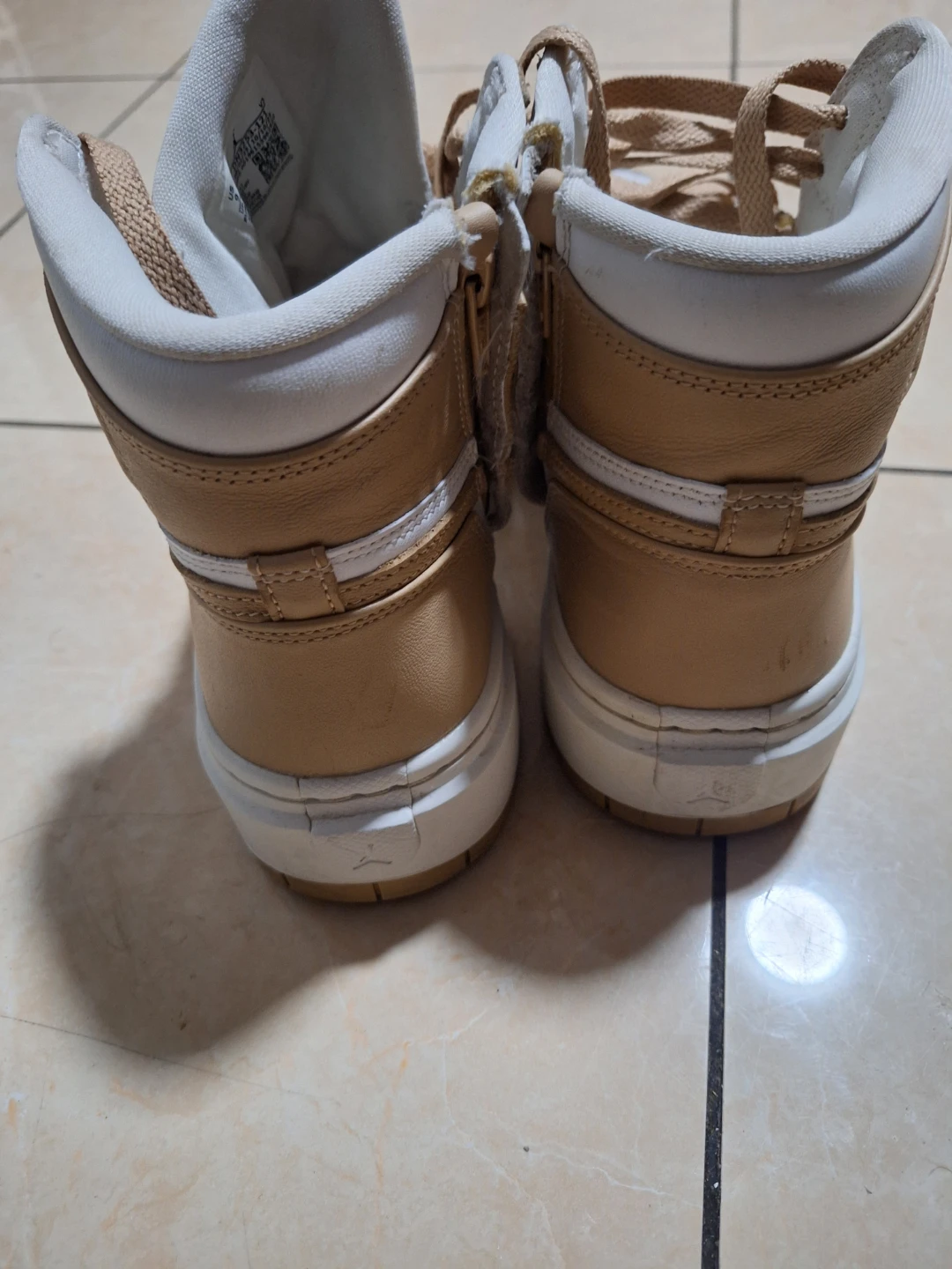 Nike Air Jordan 1 Mid SE Light Tan White Sneakers - photo 3