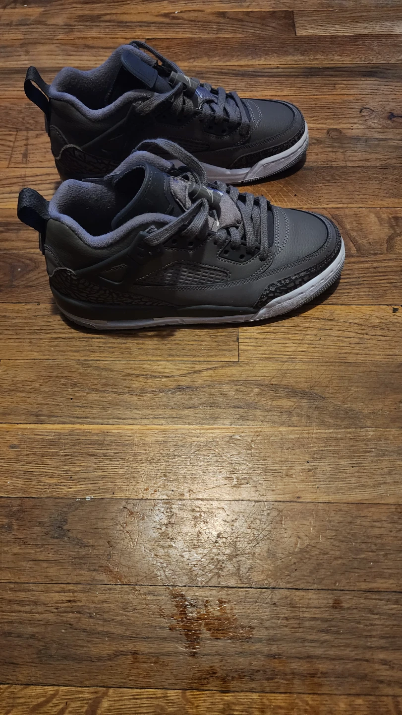 Air Jordan 3 Retro sneakers - photo 2