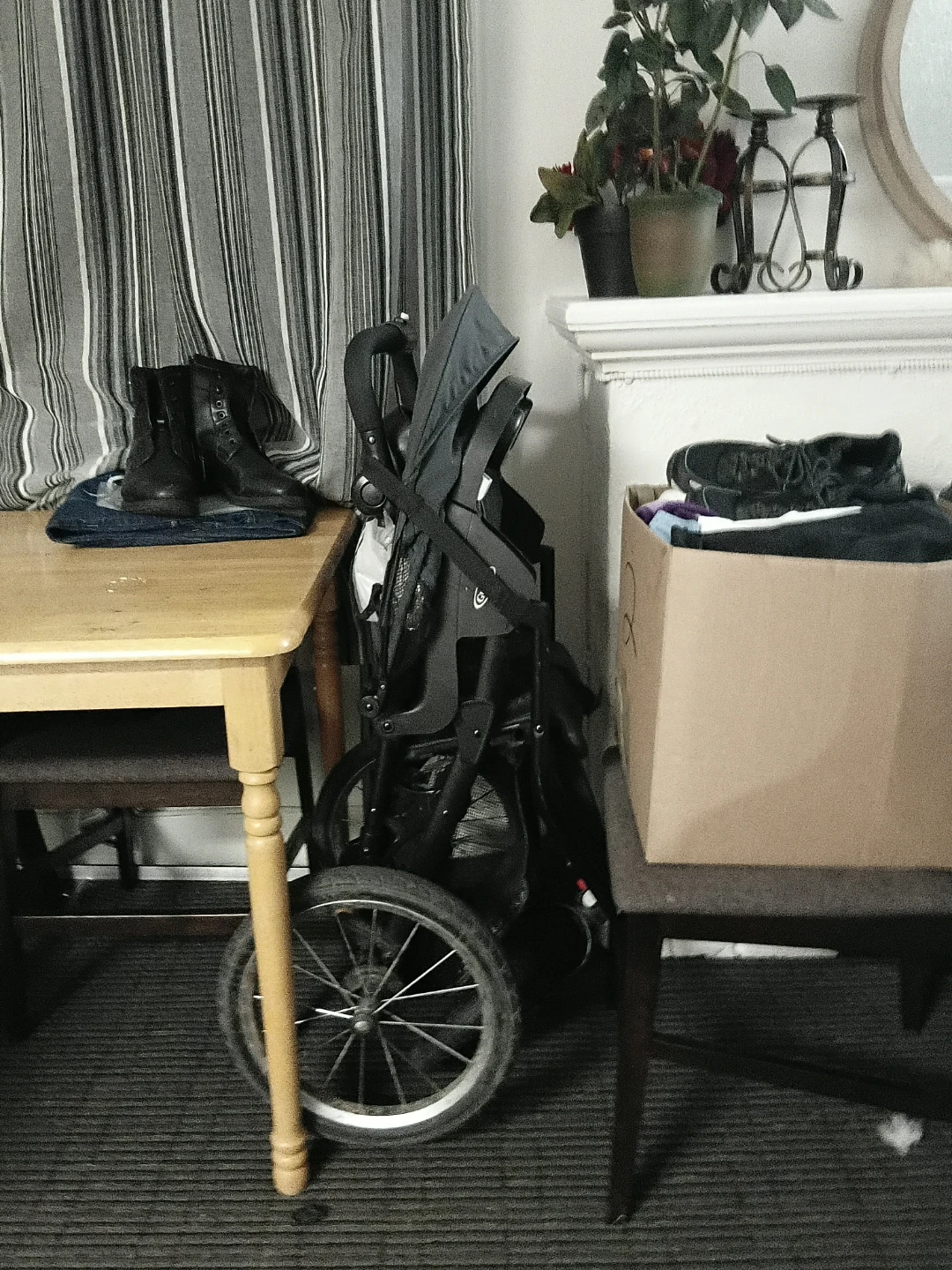 Graco Jogging Stroller with Rain Cover - photo 2
