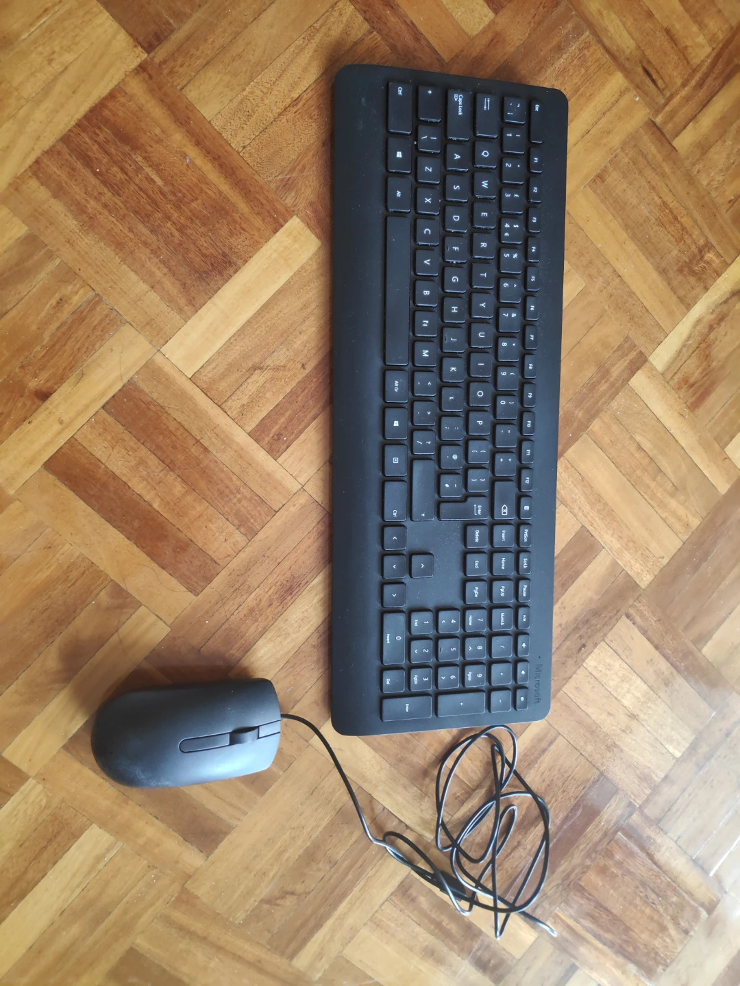 Wired Mouse and Bluetooth Keyboard Set