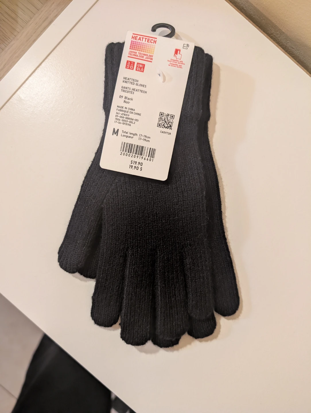 UNIQLO HEATTECH Knitted Gloves - Black, Size M
