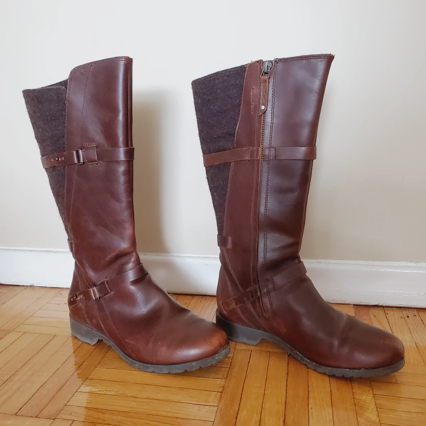 🥕Teva Brown Leather and Wool Tall Boots - photo 4