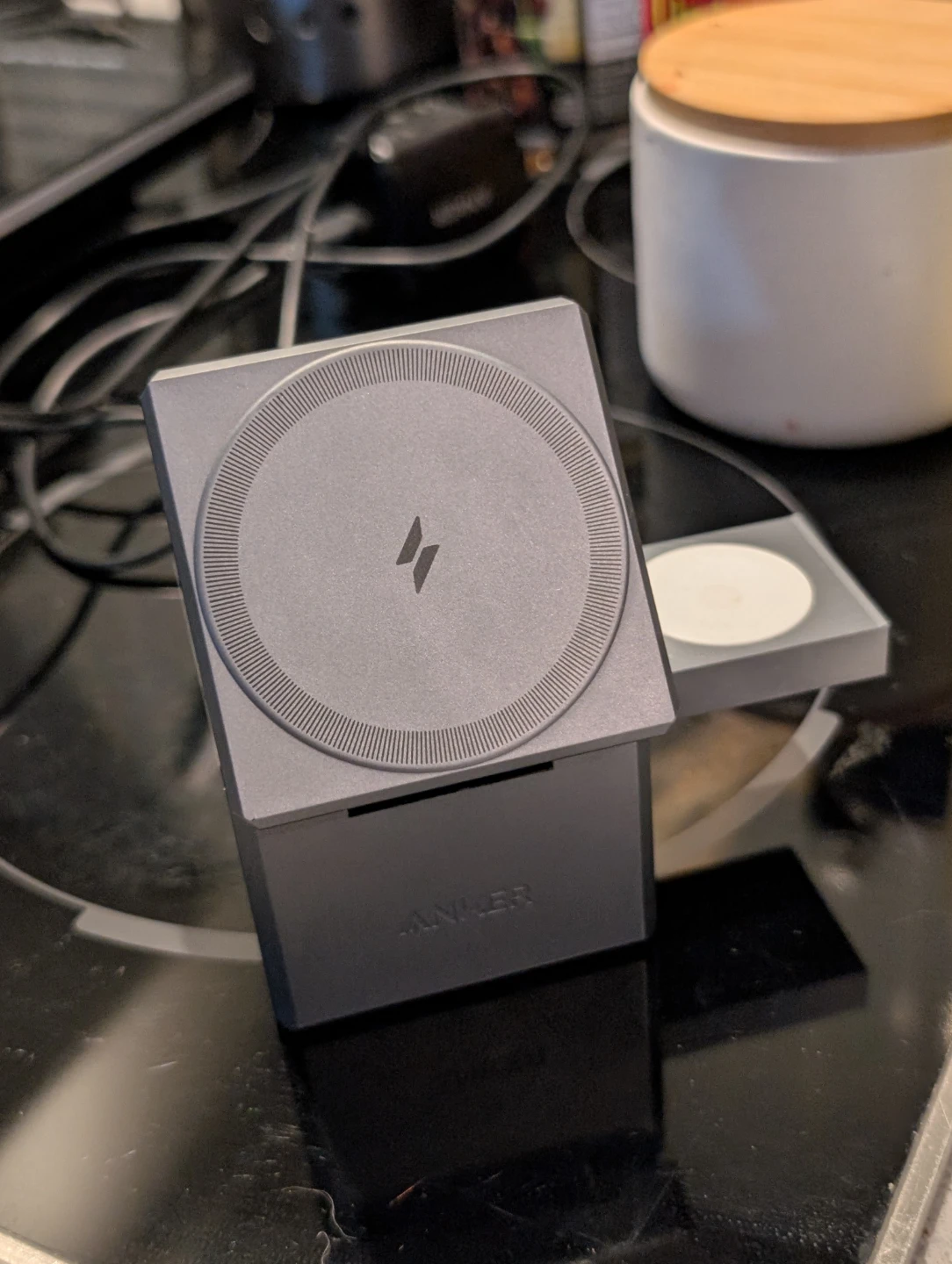Anker Magnetic Wireless Charger Stand - photo 2