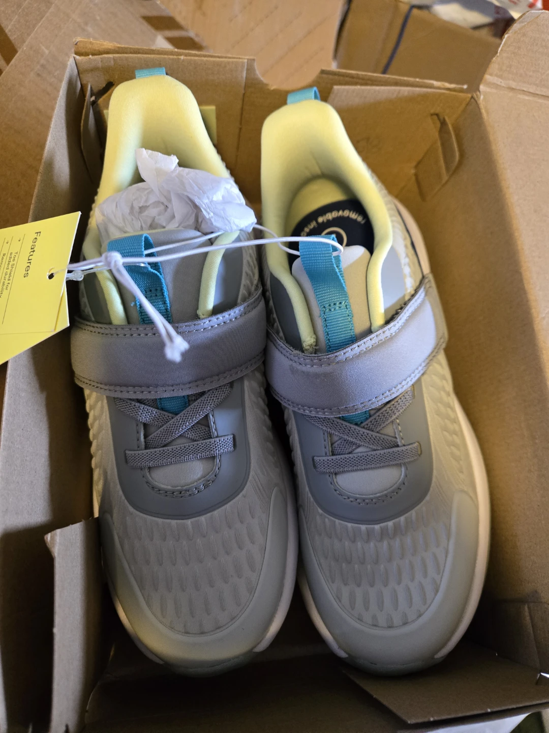All in Motion Kids Shoes Size 2