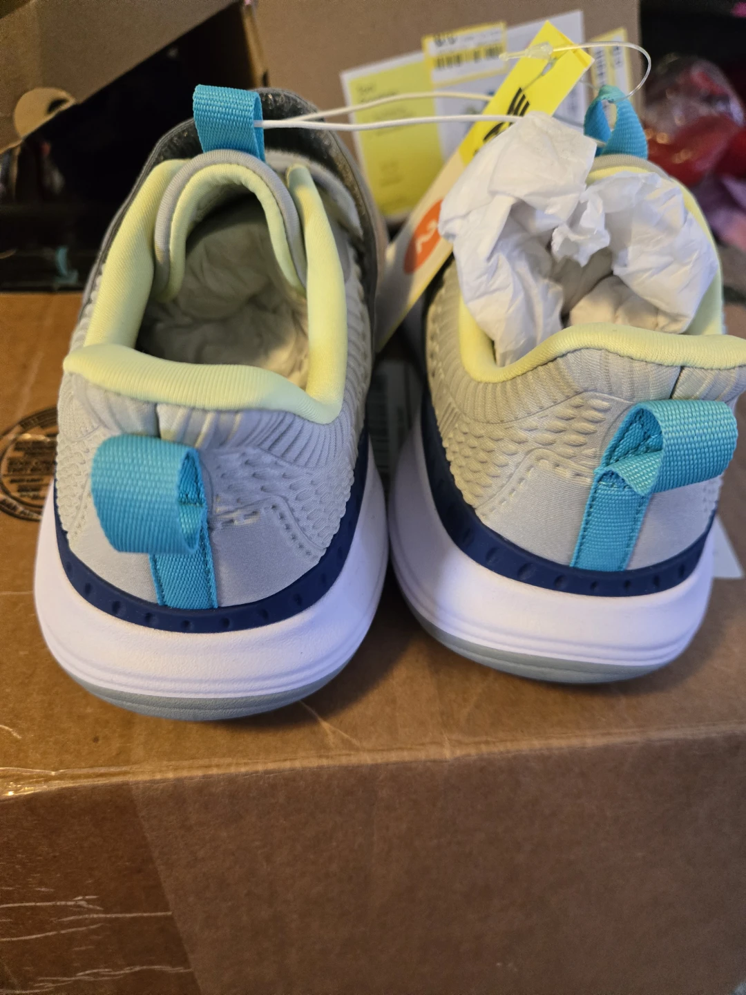 All in Motion Kids Shoes Size 2 - photo 5
