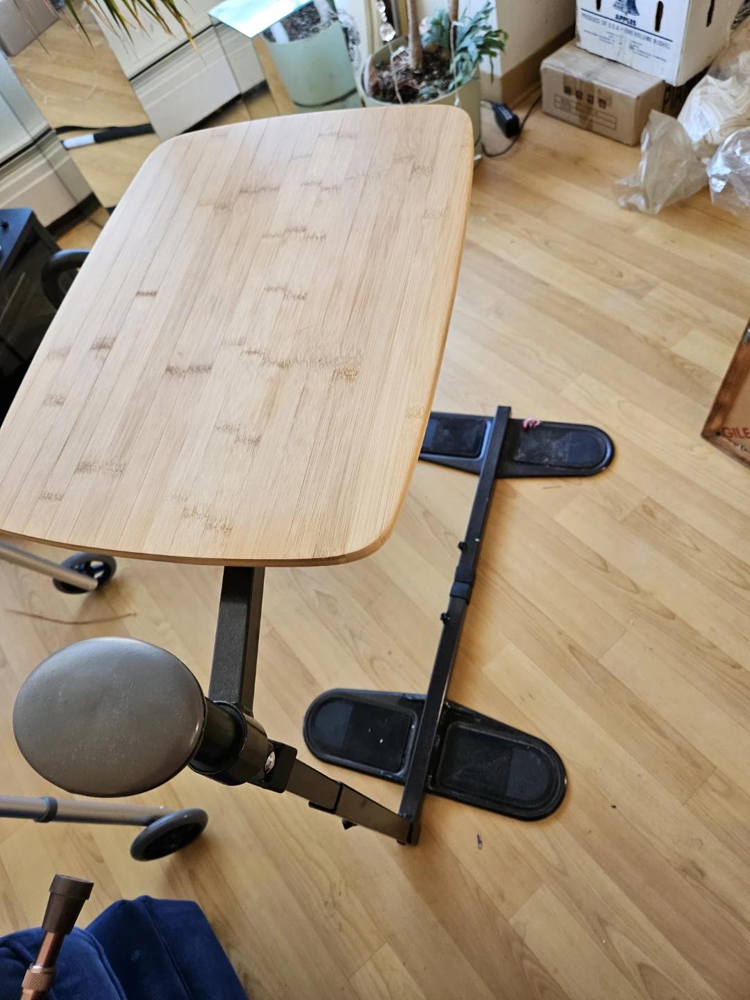 TV table + help getting up off couch! - photo 2