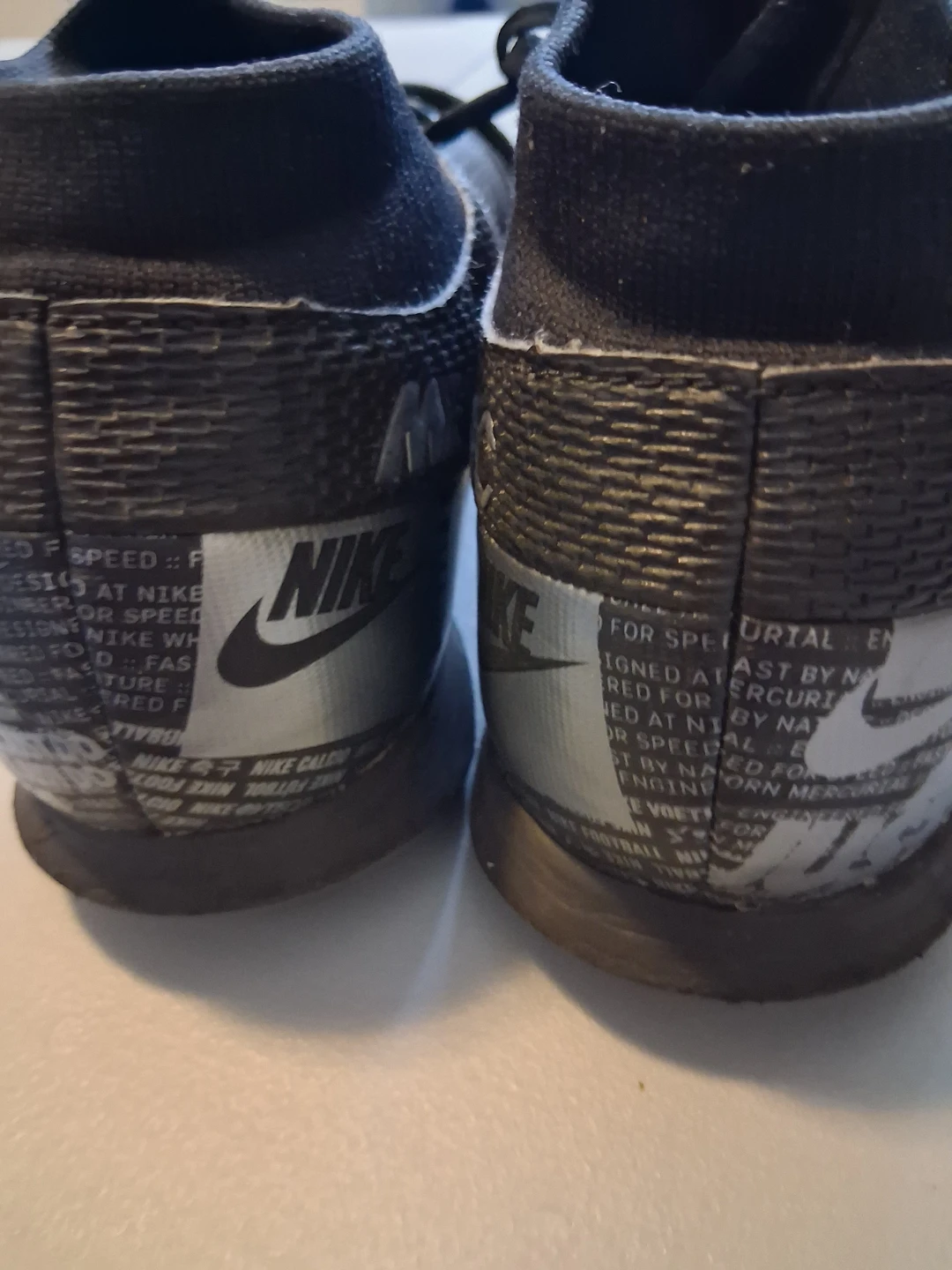 Nike Mercurial Indoor Soccer Shoes Size us 9.5