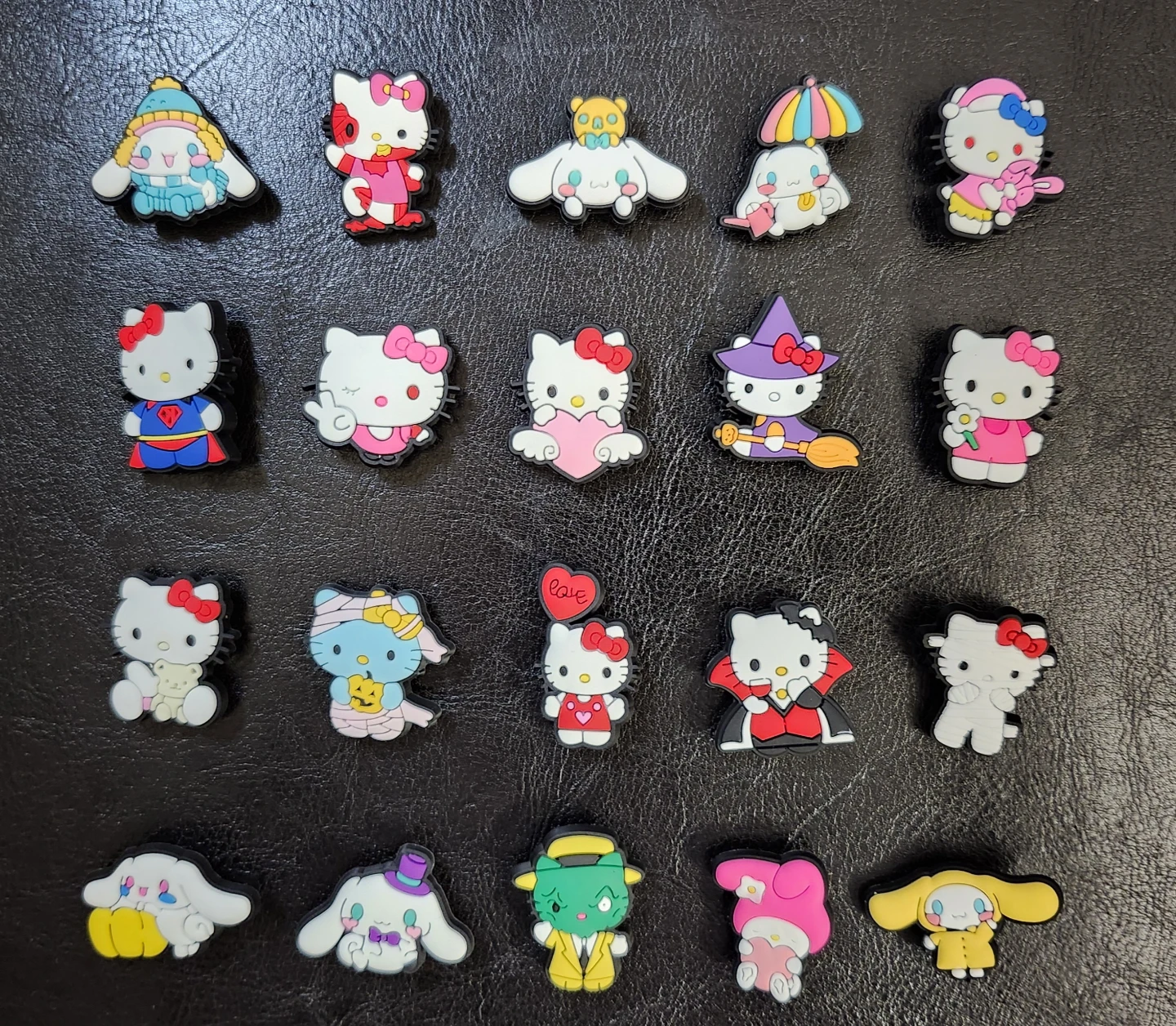 Hello Kitty & Friends Croc Charms