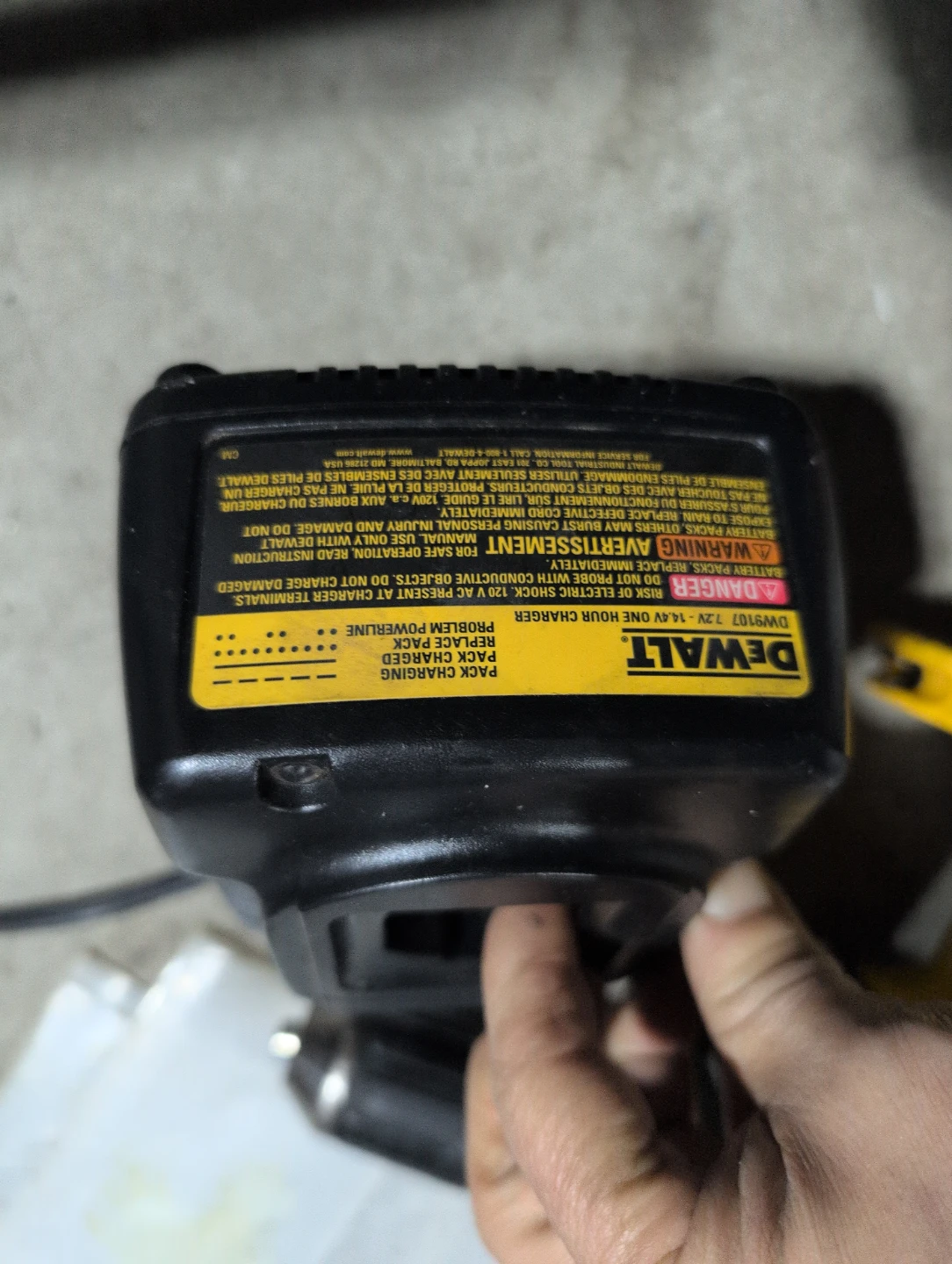 DeWalt DW983 Cordless Drill/Driver - photo 3