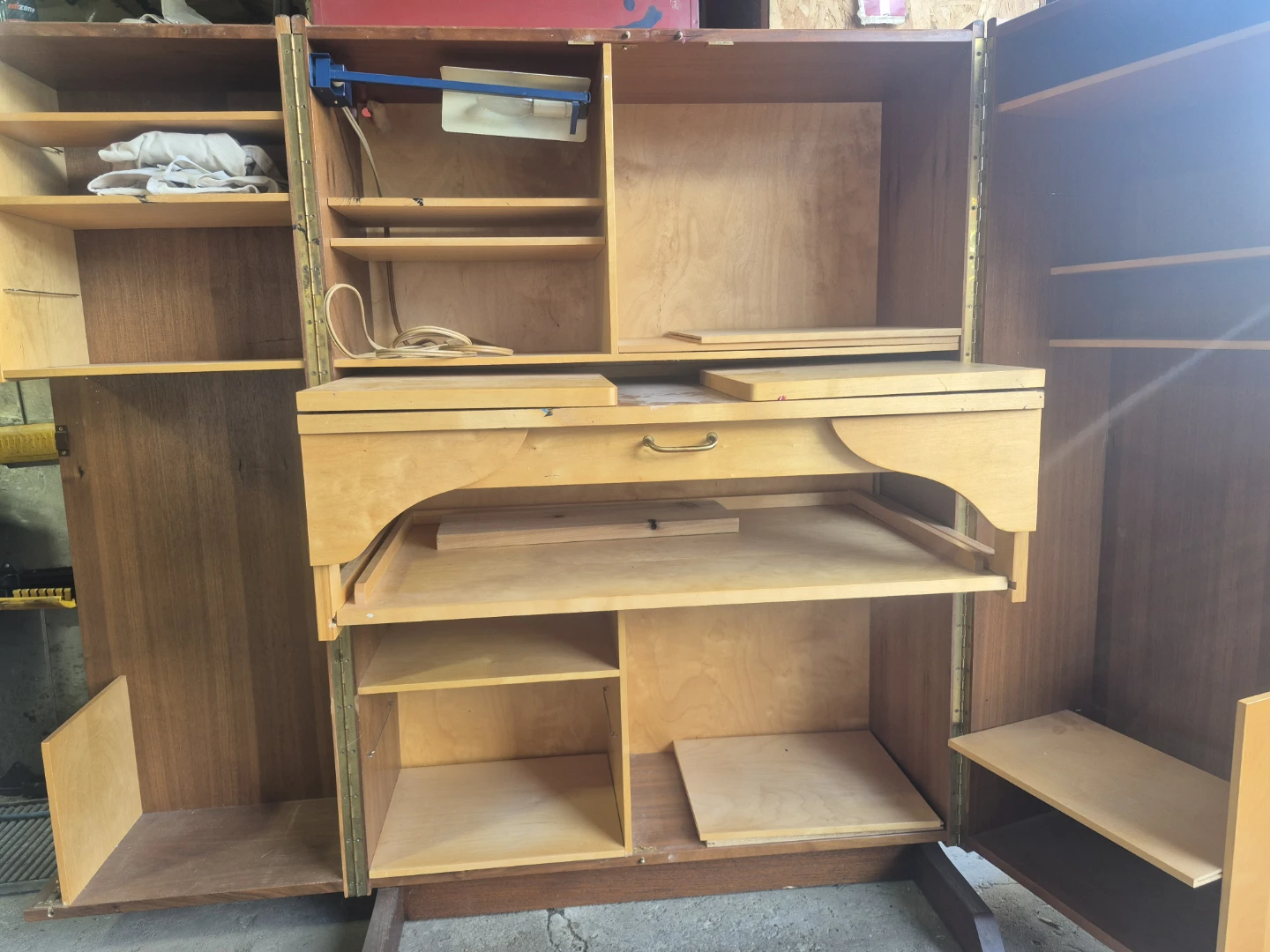 Painters cabinet. - photo 3