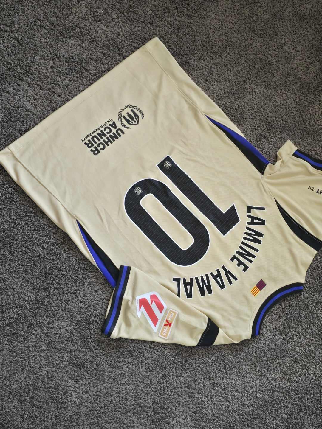 Nike Barcelona Lamine Yamal 10 Jersey - photo 2