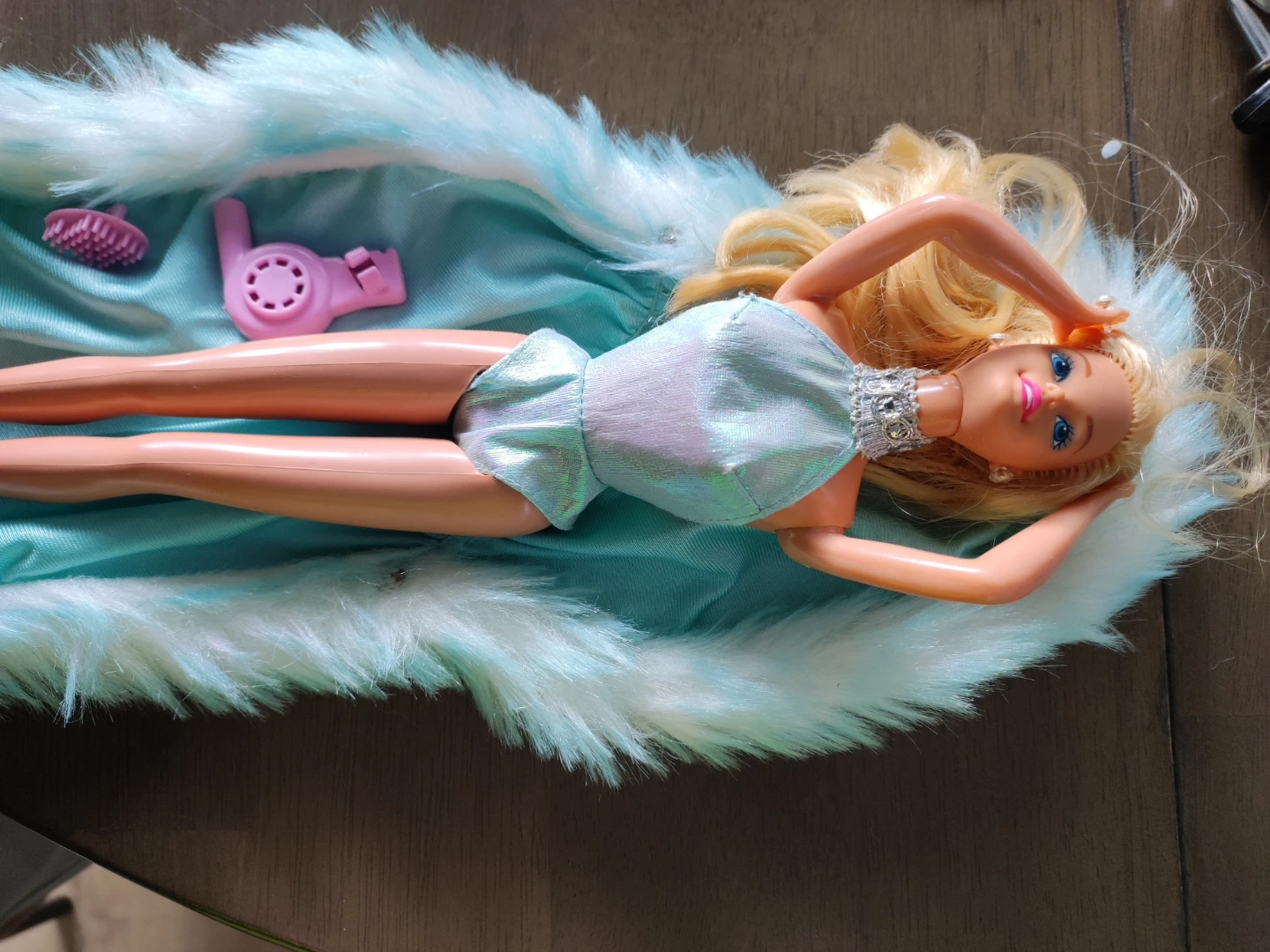 Mattel Vintage Superstar Era Magic Moves Barbie Doll - photo 2