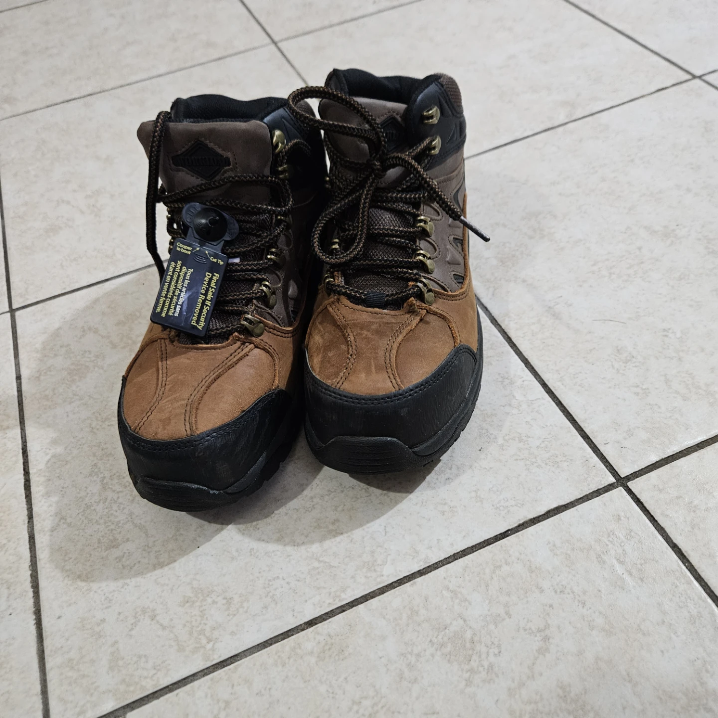 Men's Brown & Black Hiking Boots size9