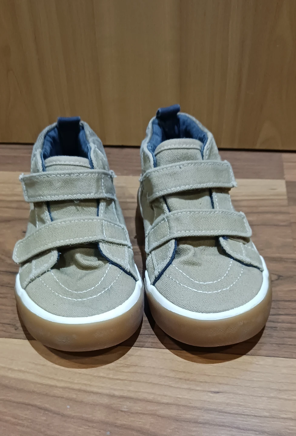 🏆Old Navy Kids Tan Hook and Loop Sneakers